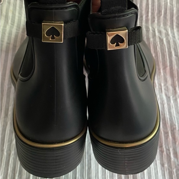 Kate Spade Rain boots - Picture 2 of 6